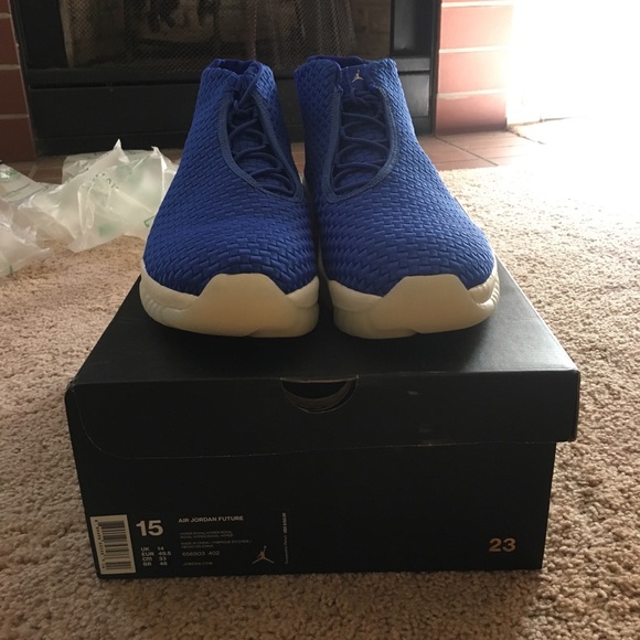 Size 15 Jordan hyper royal - Picture 5 of 5